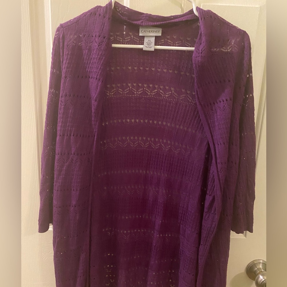 Violet Cardigan : great for summer time ! Light weight coverage